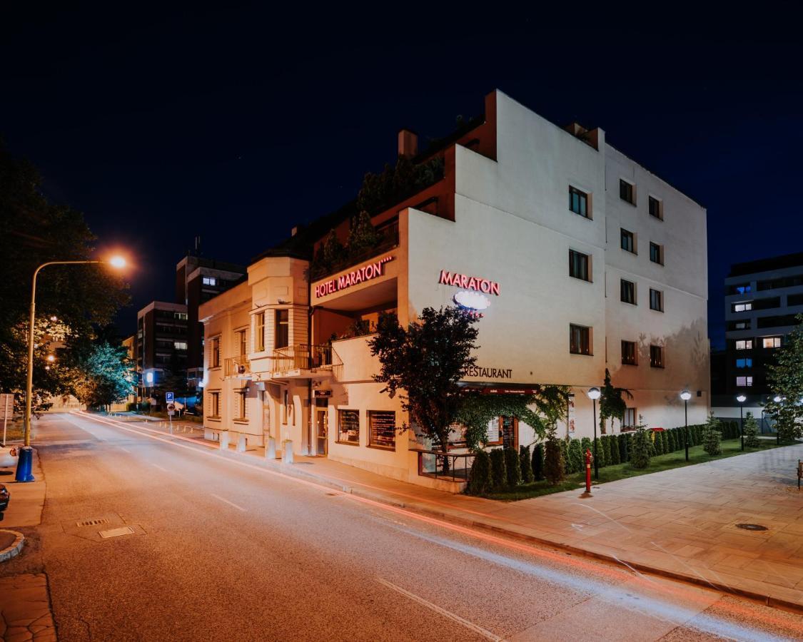 Boutique Hotel Maraton コシツェ エクステリア 写真